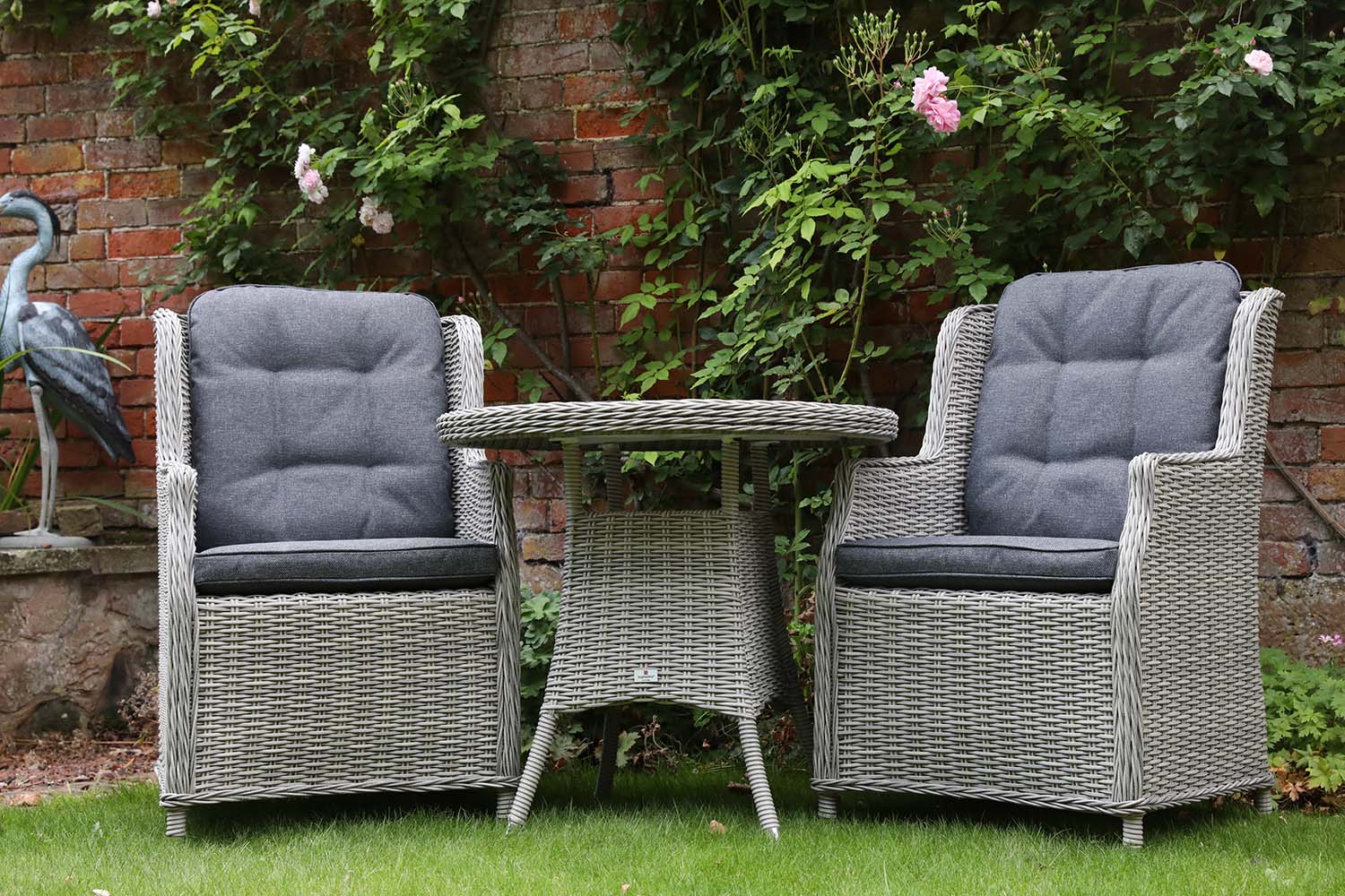 Supremo 2 Seat Round Bistro Set - Image 2