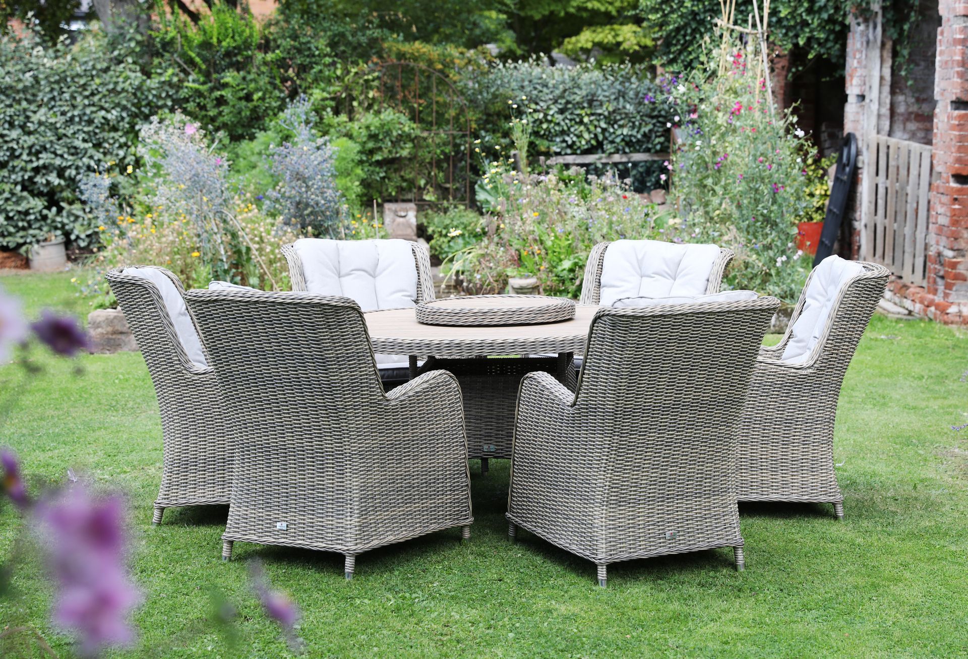 Supremo Cotswold 6 Seat Round Dining Set - Image 5